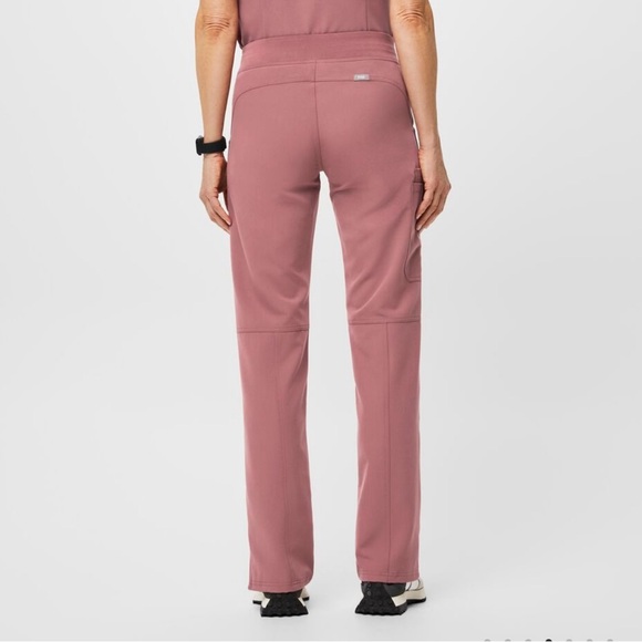 FIGS Scrub Top and Bottoms Mauve NWT - Picture 7 of 15